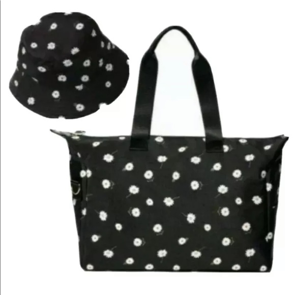 Alice + Olivia Handbags - Alice + Olivia daisy duffle bag & hat set nwt